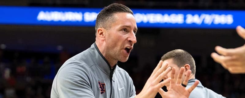 Auburn gets back on track with blowout win over No. 15 Arkansas