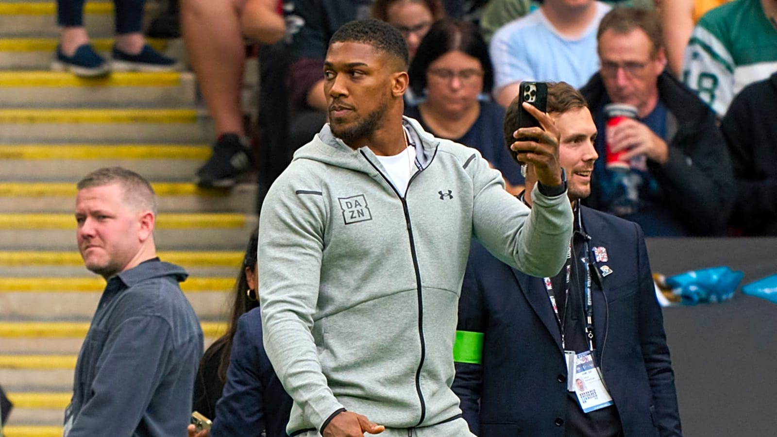 Eddie Hearn: Anthony Joshua’s Surprise 2025 Return Is '50–50,' Ready on Two Weeks’ Notice