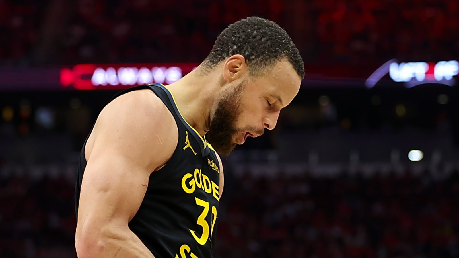 'I Was Pissed': Proud of Steph Curry’s Growth, Dell Once Recounted Bitter On-Court Encounter With Warriors Star
