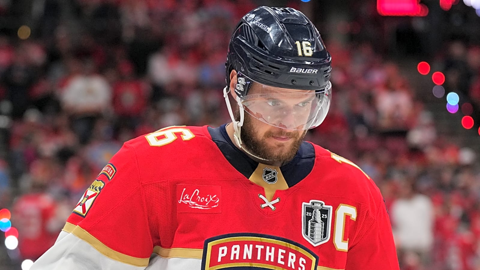 Panthers captain undergoing knee surgery, out indefinitely