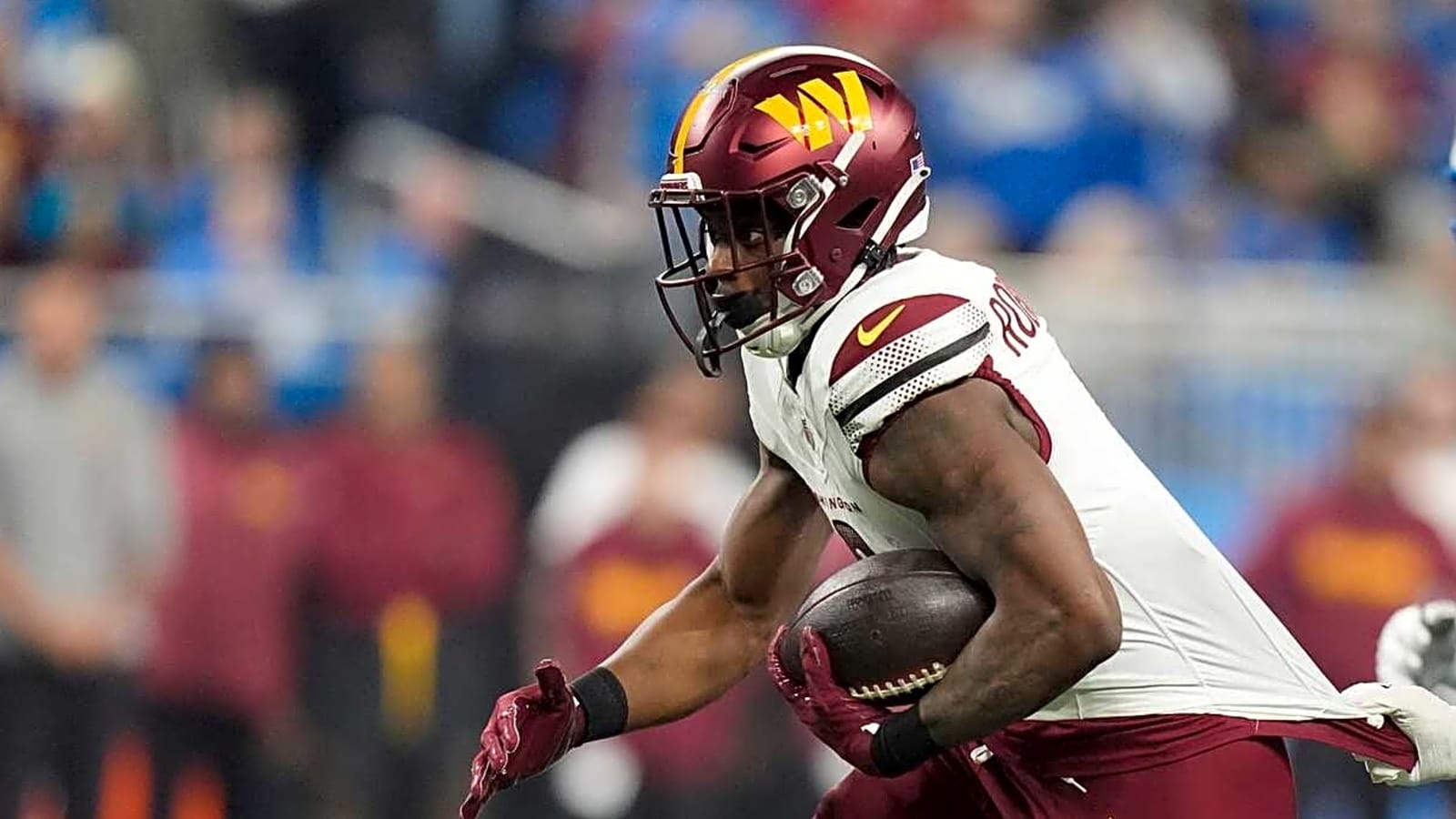 Report: Commanders could cut this key offensive player
