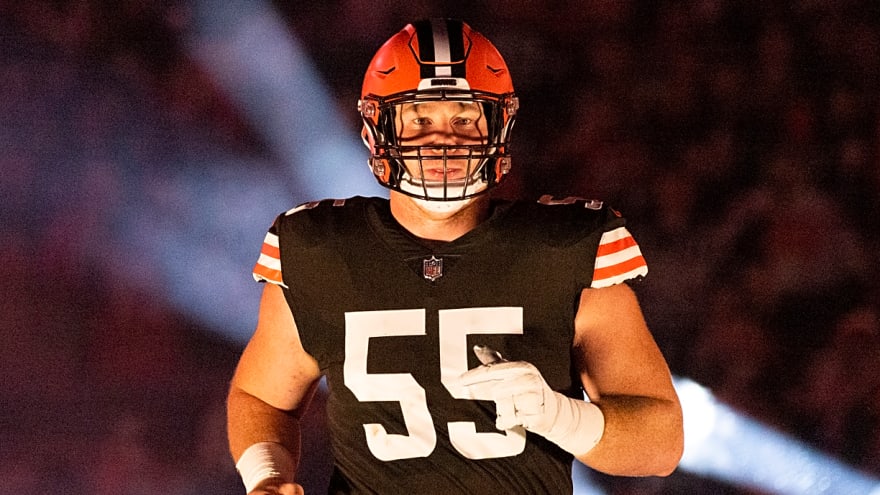 Browns have major injury concern on offense after starter exits game