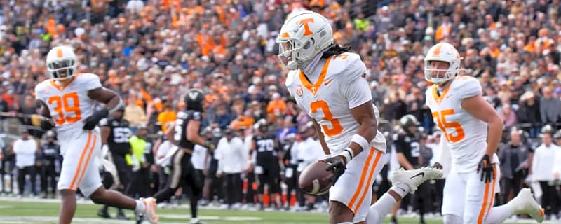 Bengals Mock Draft Round-Up: Who Do The Experts Like A Month Out From the Draft