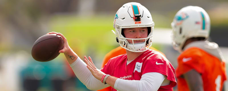 Dolphins' Quinn Ewers bounces back from dreadful debut