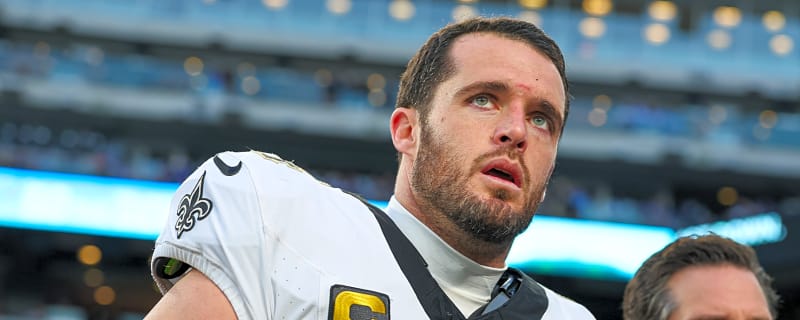 Saints officially place QB Derek Carr on reserve/setired list