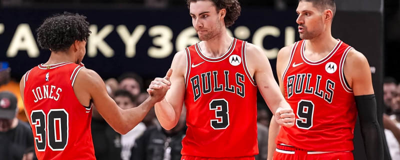 All Of Bulls’ 152 Points Against Hawks Came From Three-Pointers Or Shots In The Paint