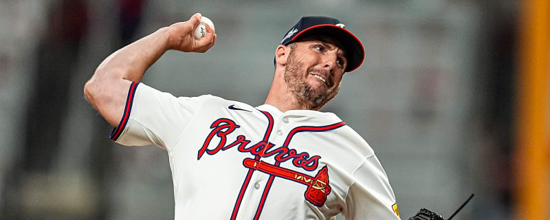Former Braves pitcher elects free agency