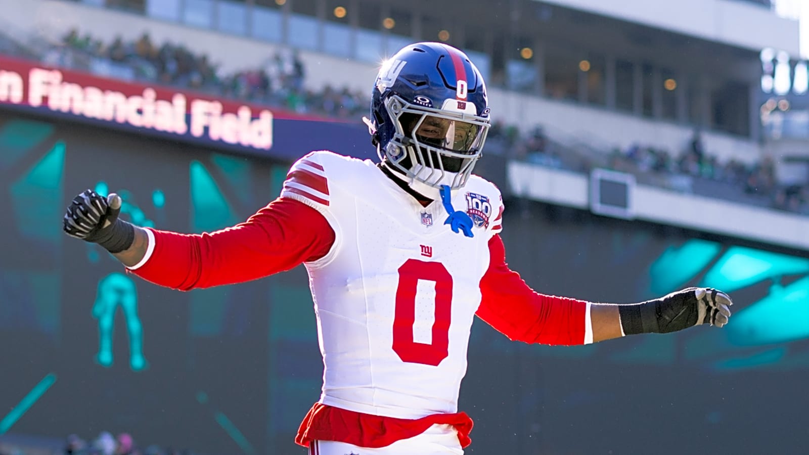 Giants Restructuring OLB Brian Burns