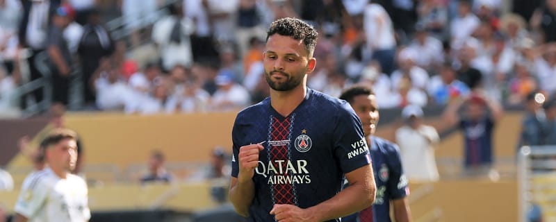 Arsenal, Chelsea join race for 24-year-old Man United target with an 'iron spirit'