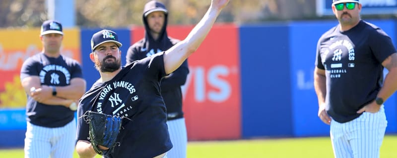  Carlos Rodon takes huge step in elbow surgery recovery on Monday