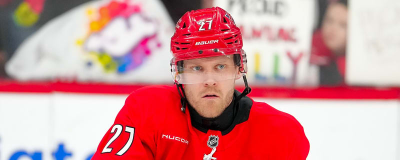 Nikolaj Ehlers' hat trick helps Hurricanes dominate Panthers