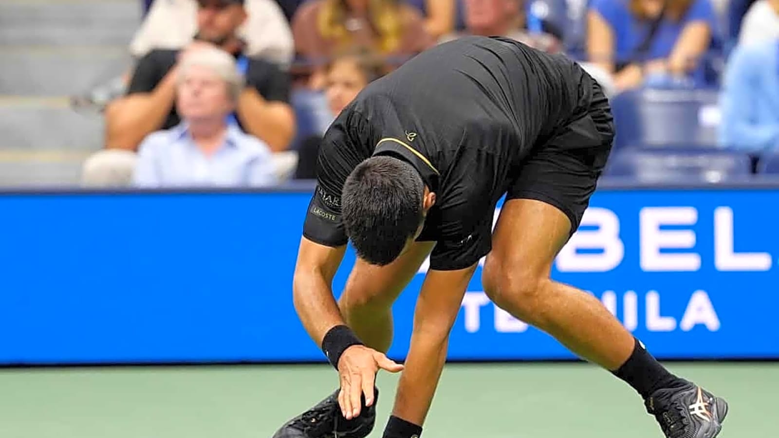 Novak Djokovic Vomits in a Nightmare Shanghai Match Win