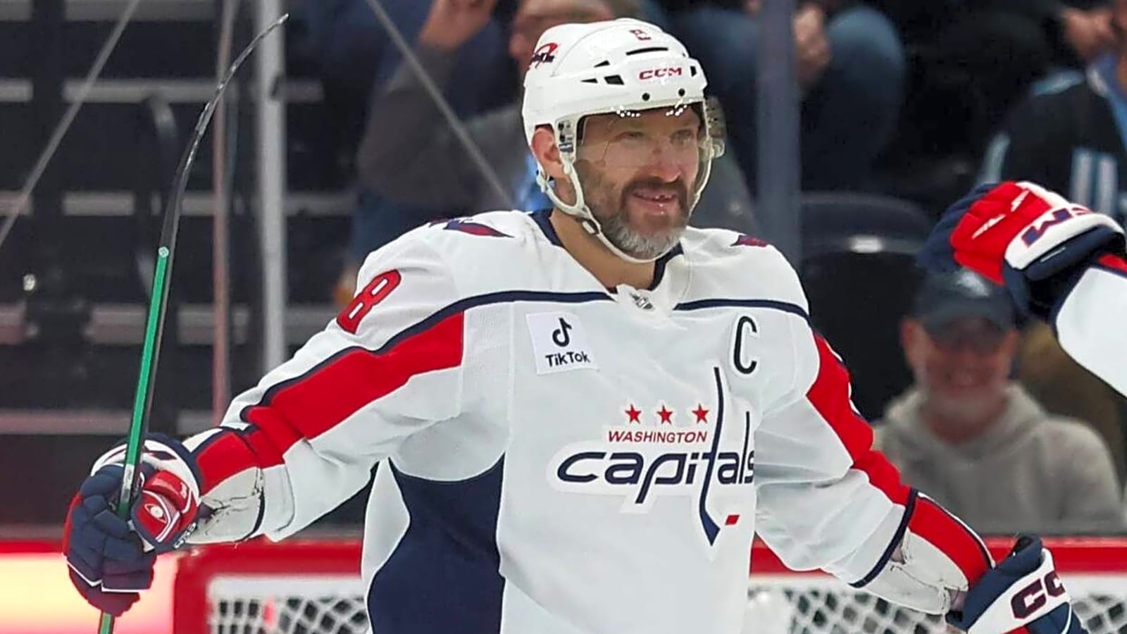 Capitals' Alex Ovechkin moves into fourth all-time in NHL hat tricks