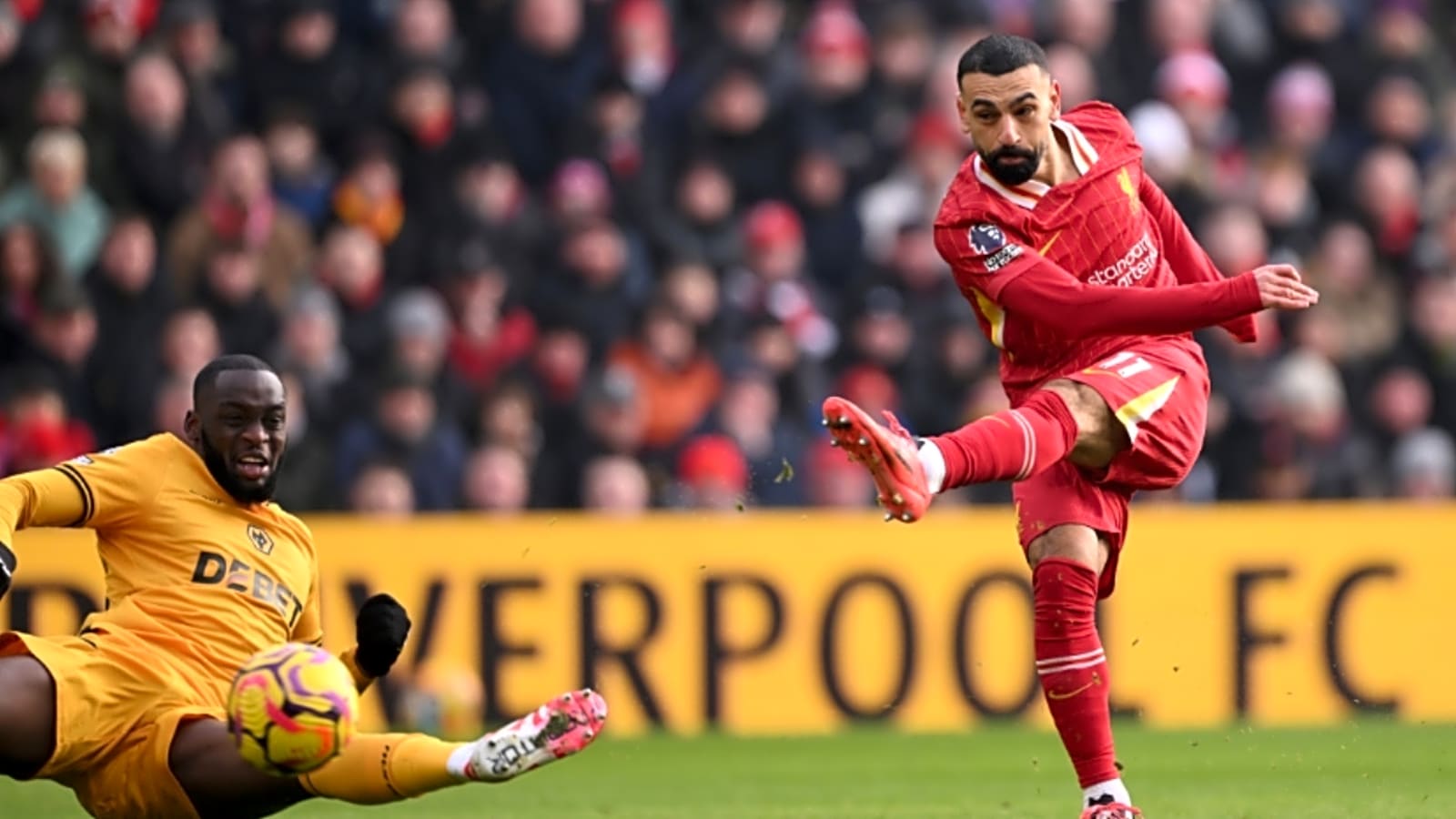 Wayne Rooney names Liverpool icon as PL Player of the Season…but no other Reds make his top 5