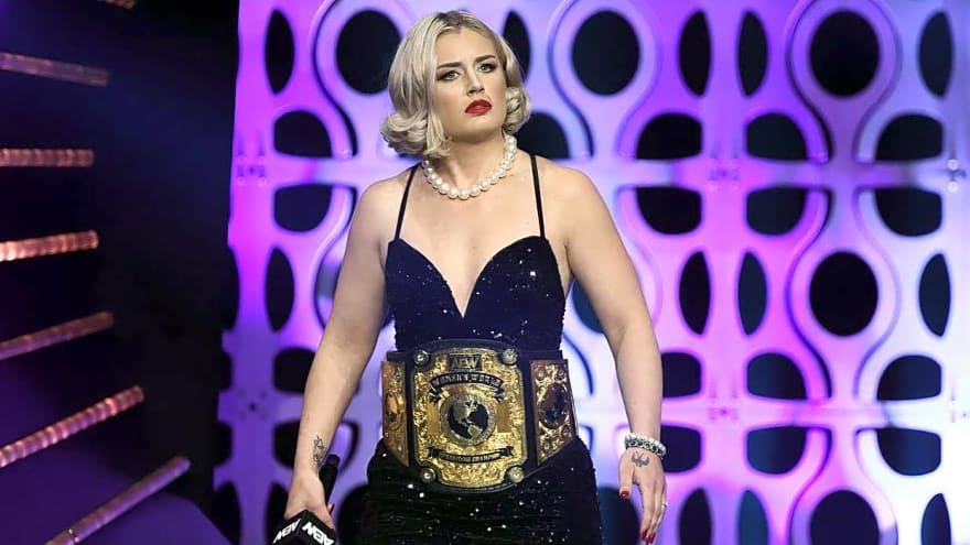 WWE Hall of Famer Lex Luger Praises Women&#39;s Wrestling Progress