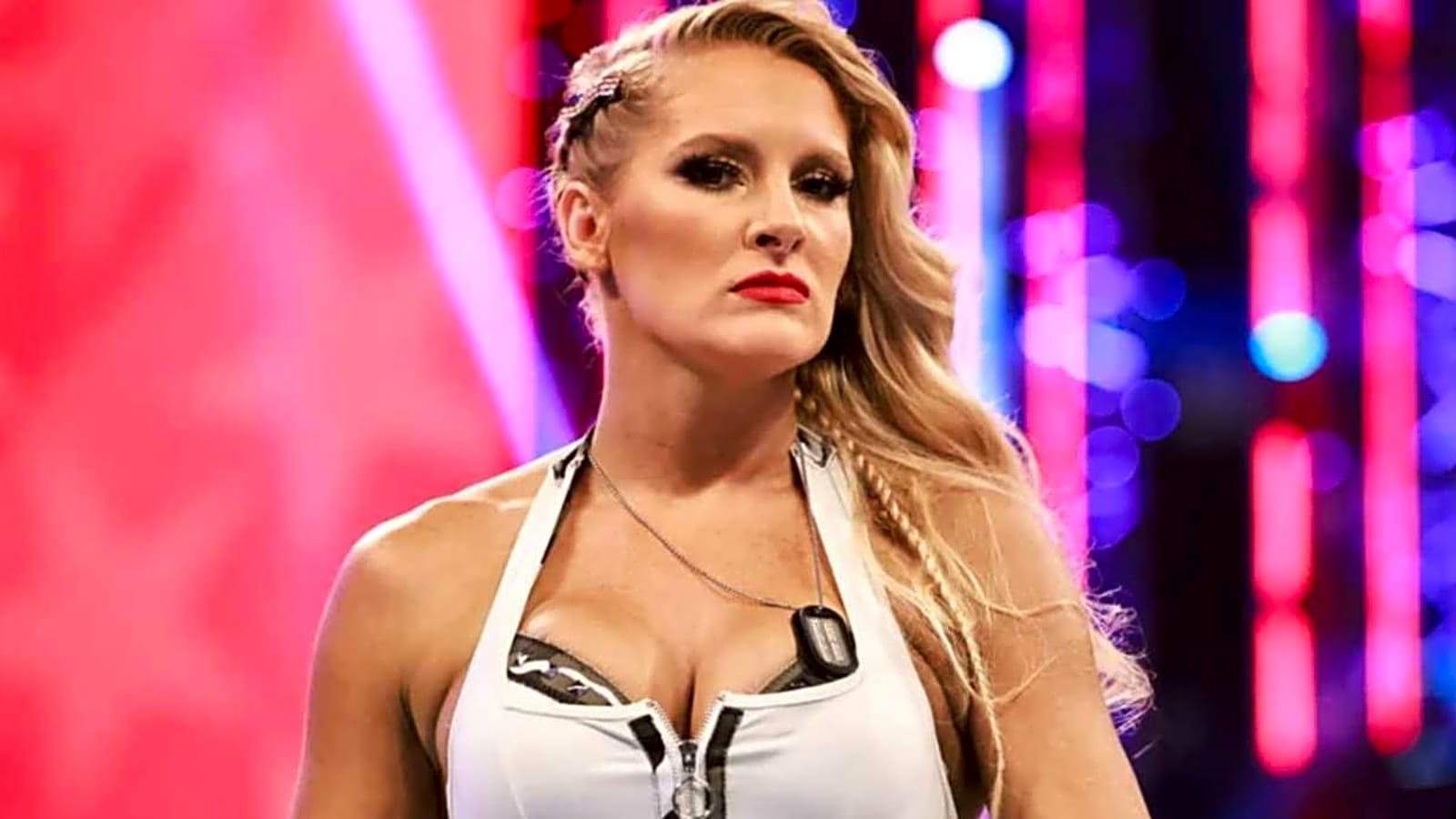 Lacey Evans Hits Back at Becky Lynch With Brutal Digs About WWE Star's In-Ring Work