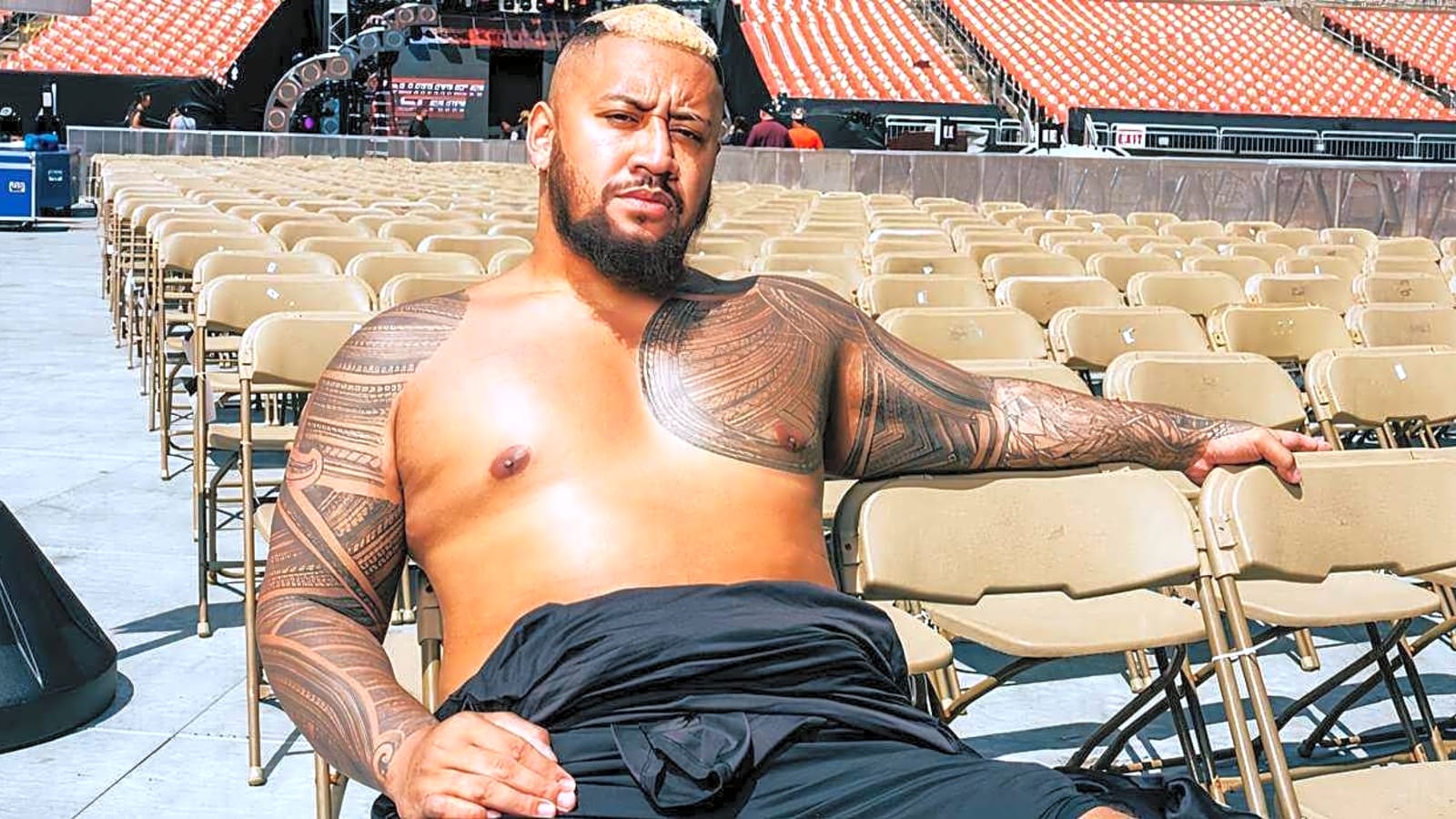 Fans Talk Up WWE SmackDown Star's Potential - 'He Has Charm Like The Rock'