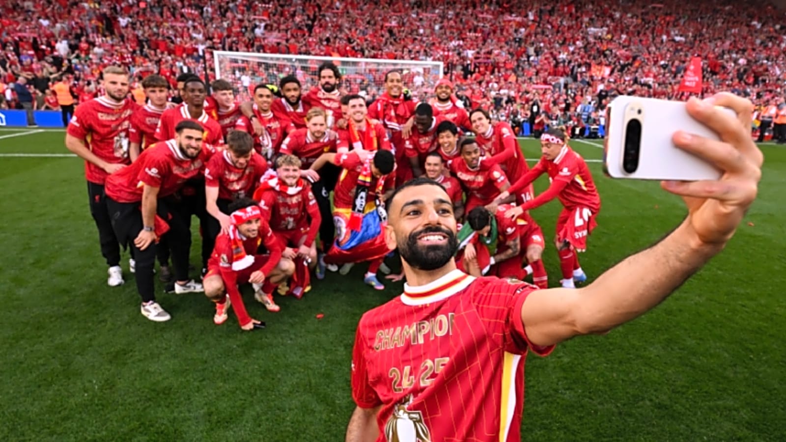 Mo Salah will be fuming with the squad news coming out of Liverpool on Friday afternoon