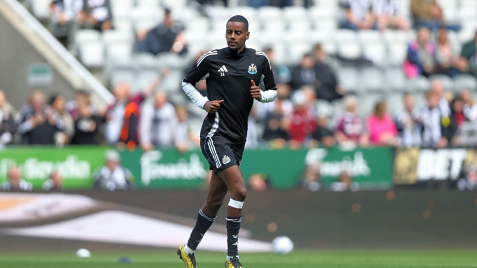 ‘You sense that…’ – David Ornstein makes Alexander Isak transfer claim after Liverpool approach