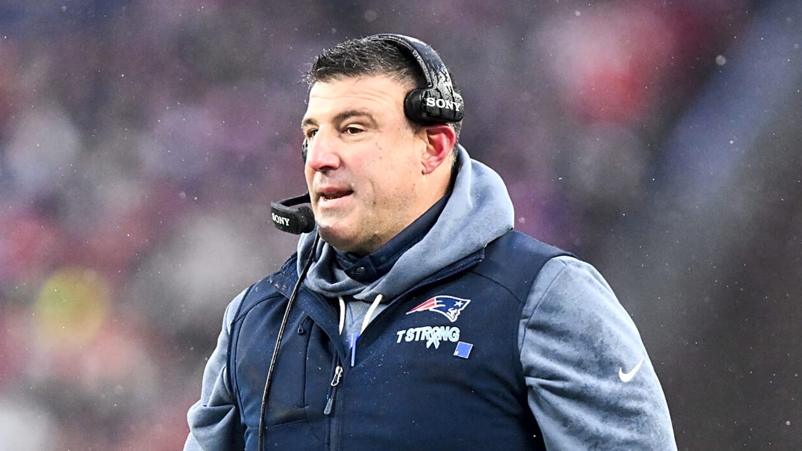 Patriots' Mike Vrabel sets tone for Super Bowl LX