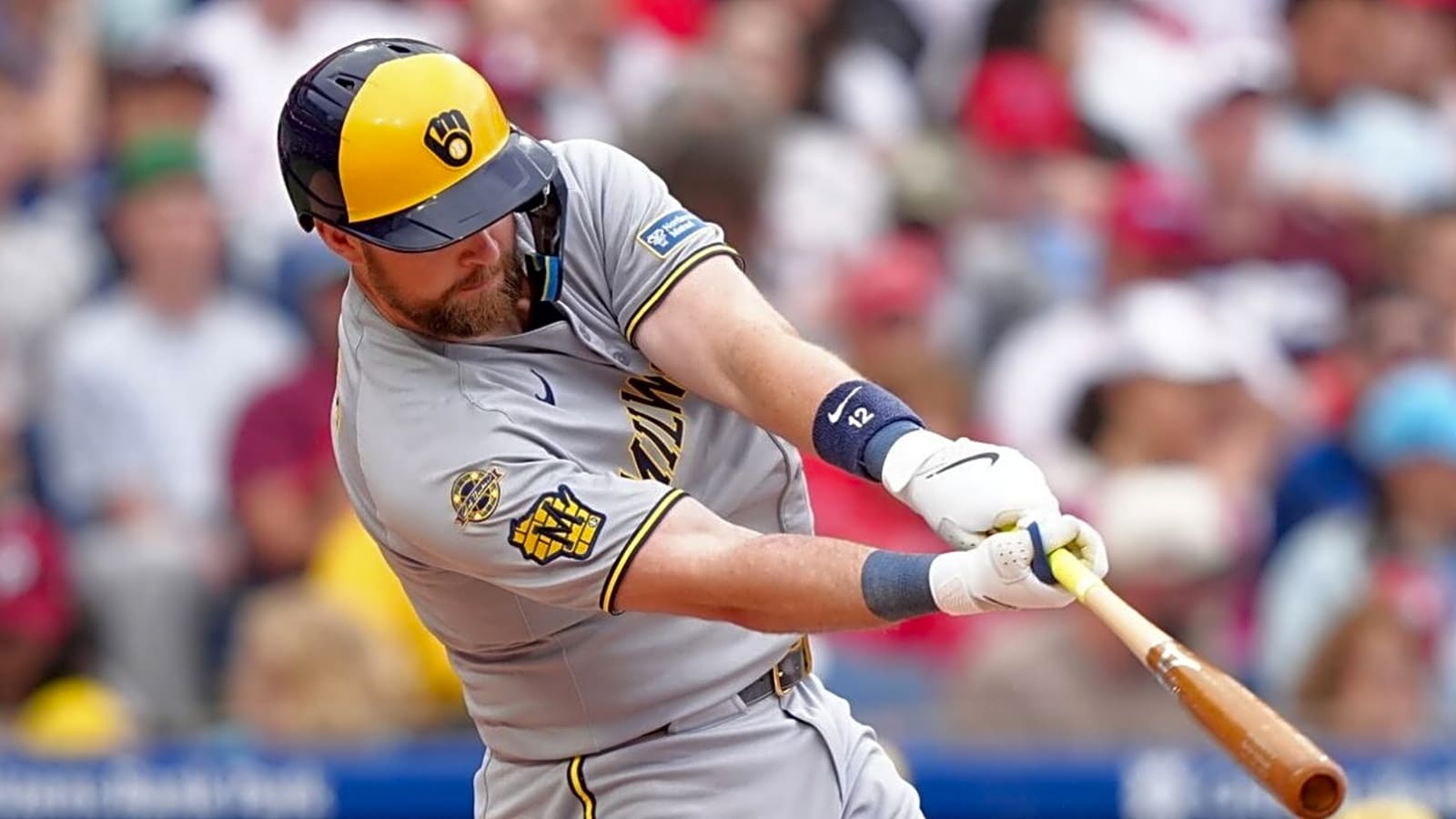 Milwaukee Brewers 1B Rhys Hoskins to Be Out Much Longer than Fans Expected