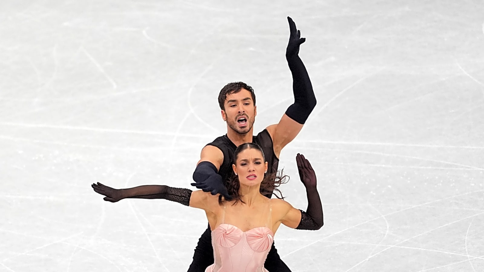 Olympic ice dance: The controversy behind the gold-medal favorites