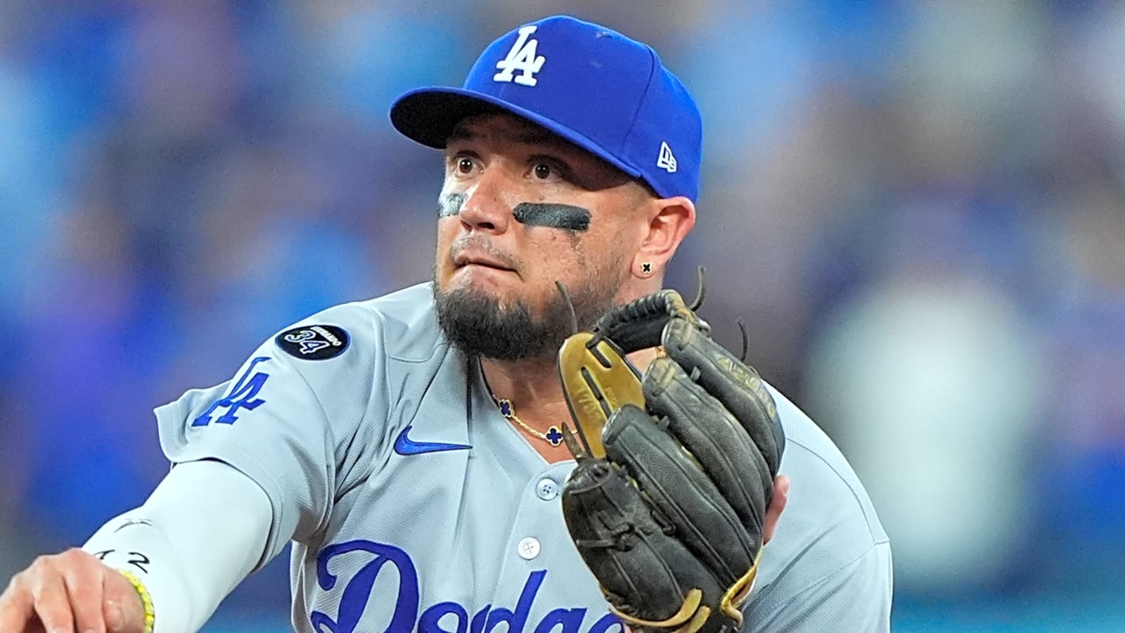 Dodgers' Miguel Rojas is this generation's Hal Smith