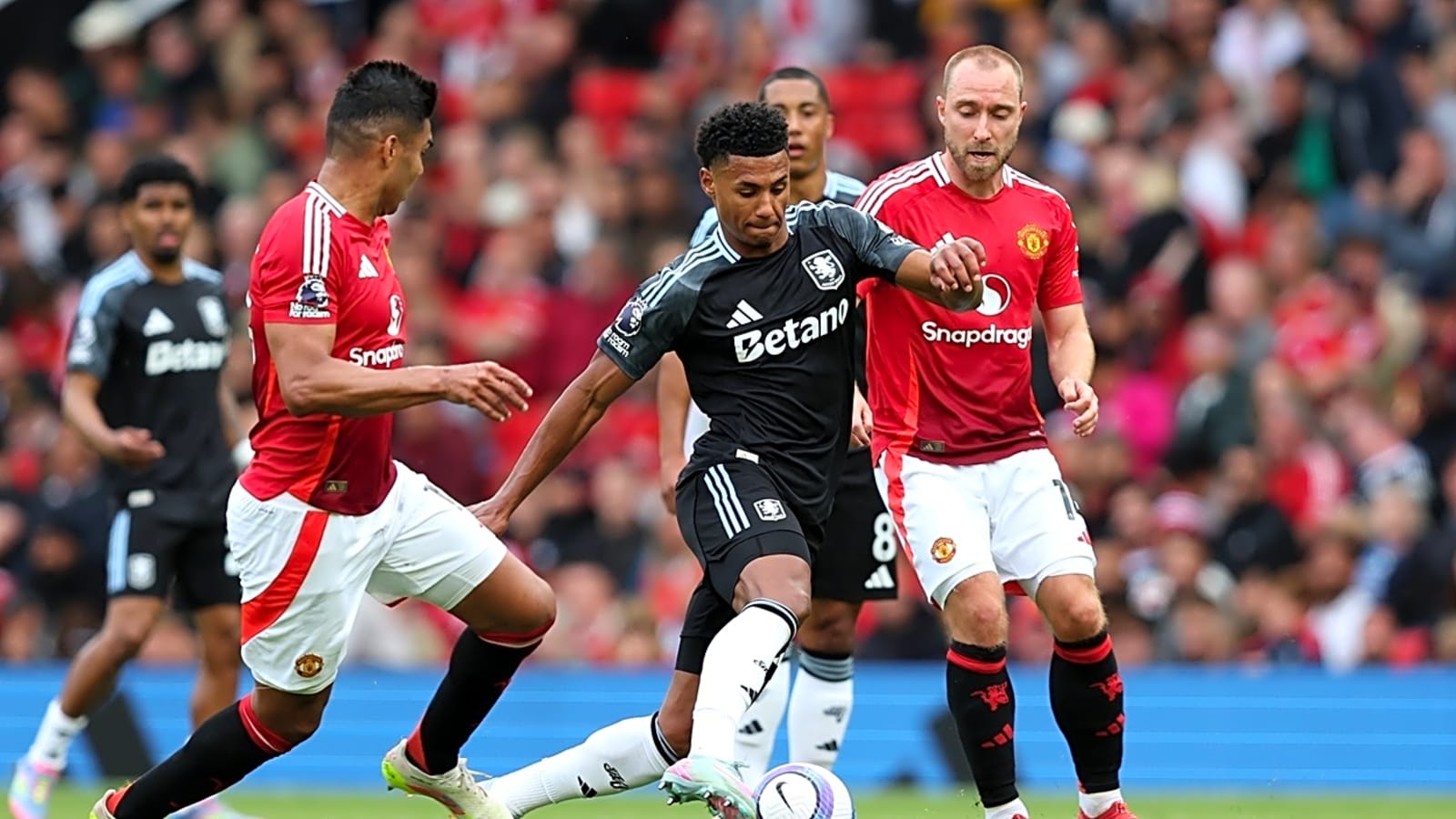 Aston Villa forward is a better choice than Gyokeres or Sesko
