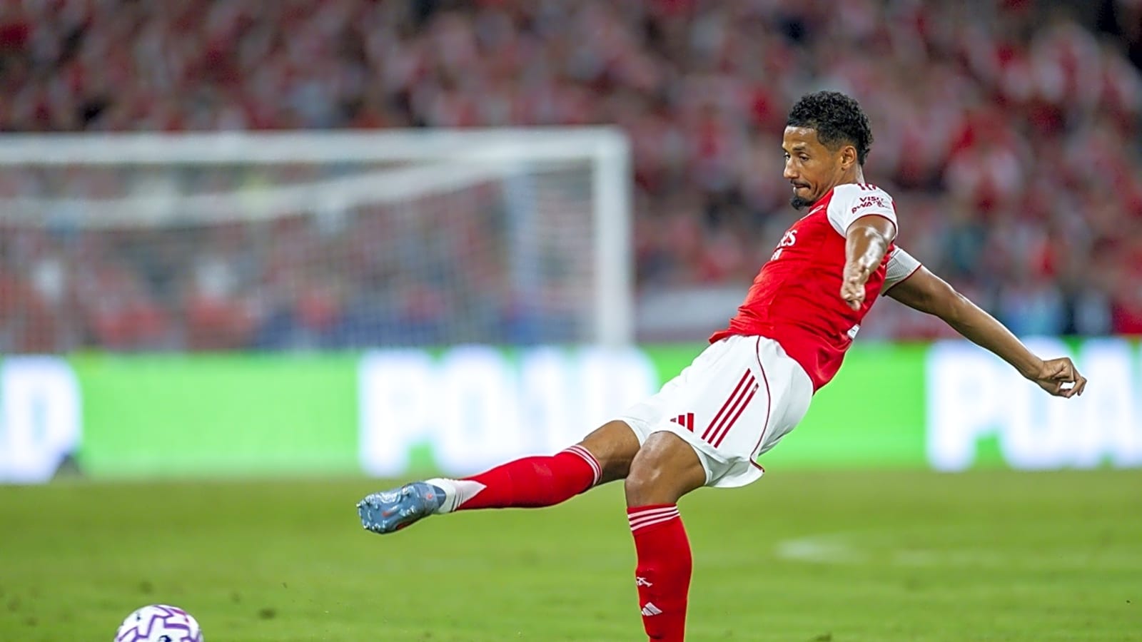Key man asks Arsenal for fresh meeting to state demands before signing new deal