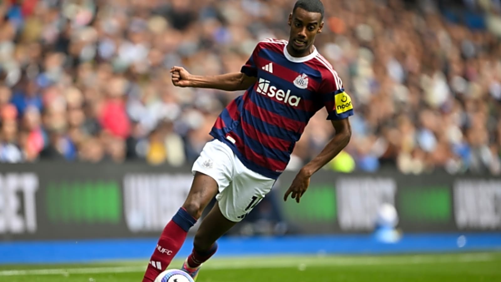 Ben Jacobs: Liverpool ‘are prepared to’ submit megabucks offer to land ‘dream target’ after Wirtz