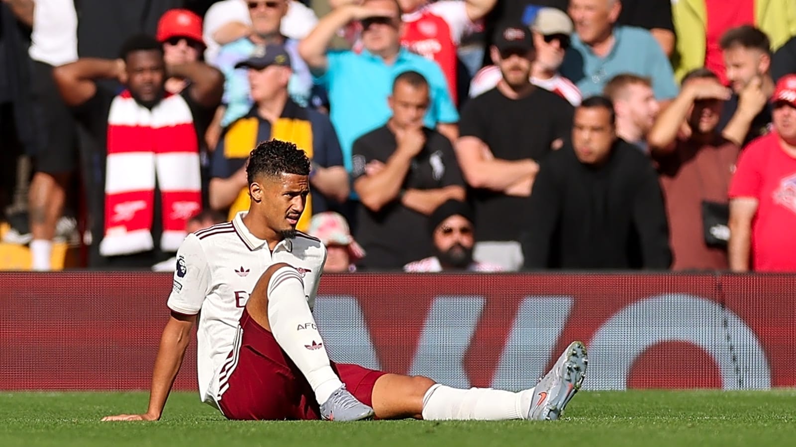 France confirms Saliba is injured and cannot play for them in this window
