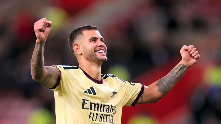 Chris Waddle tells Arsenal new man how to get regular starting place