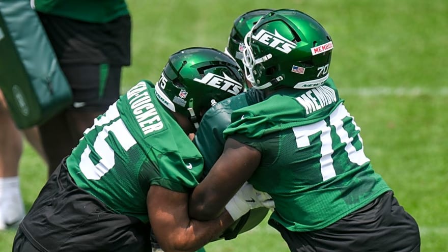 Jets’ pass rushers will help the development of their young tackles