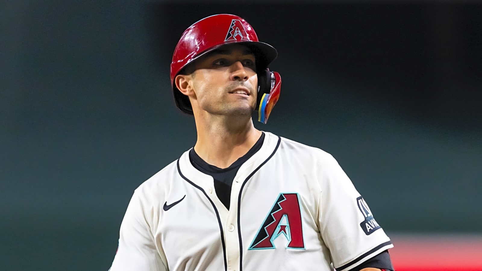 Royals acquire outfield help in perplexing trade