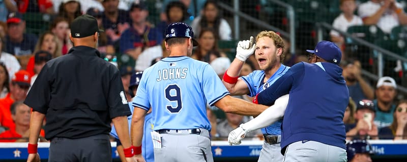 Rays’ Taylor Walls restrained from going after umpire following helmet tap ejection