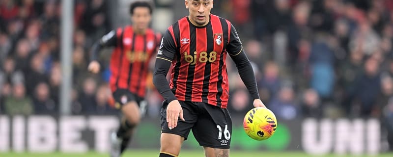 Man United pursuit of Premier League midfielder depends on UCL qualification