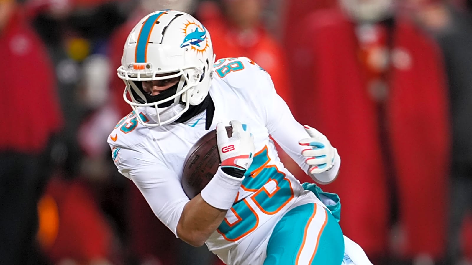Commanders Sign WR River Cracraft