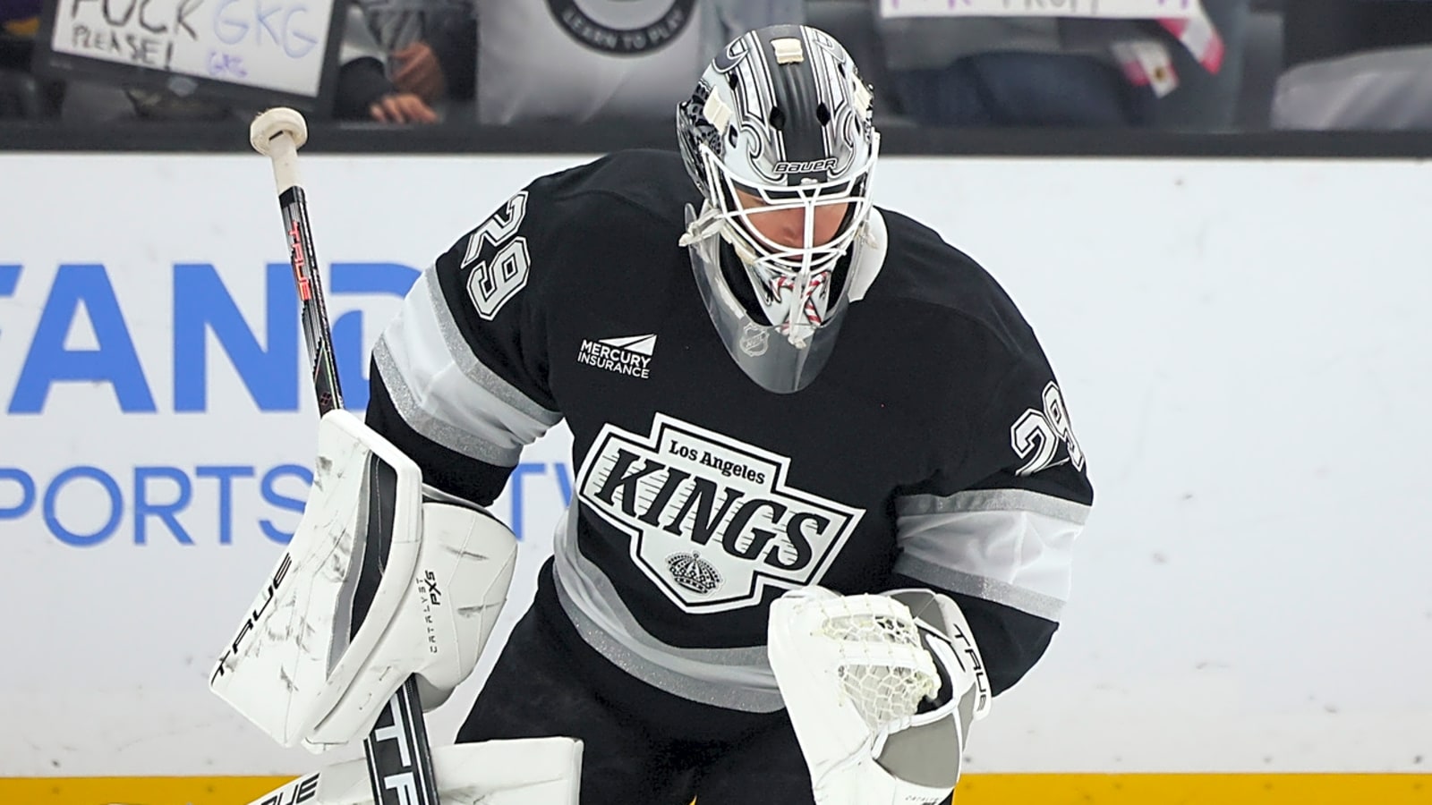 Kings acquire veteran goaltender from Lightning
