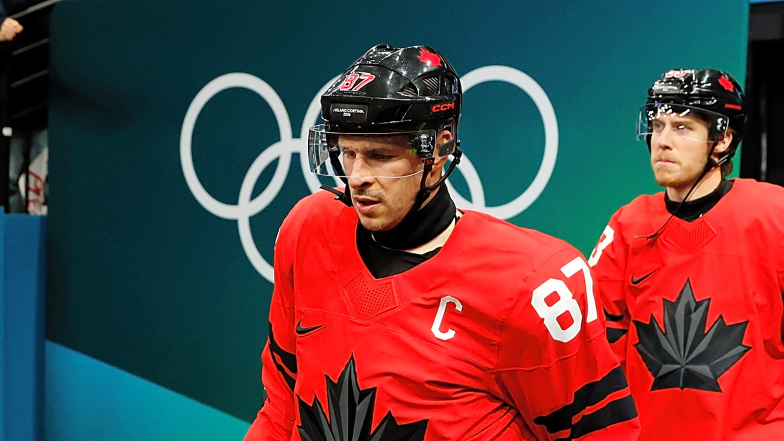 Coach Jon Cooper gives hopeful Sidney Crosby update