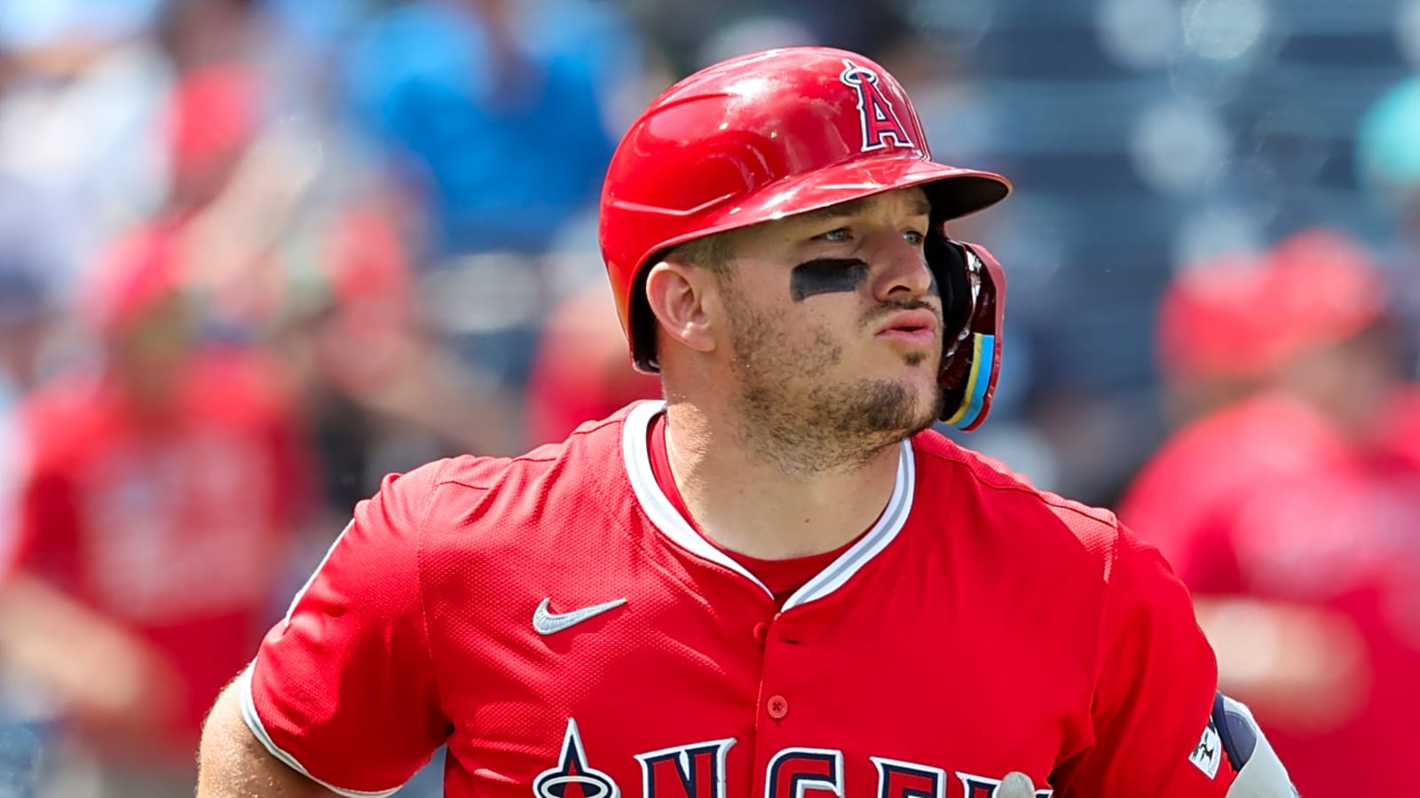 Trout among trio of Angels to smack two HRs as L.A. keeps winning 