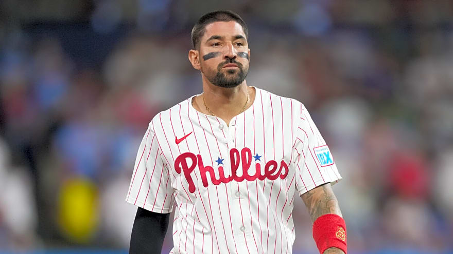 Phillies tell Nick Castellanos to stay home