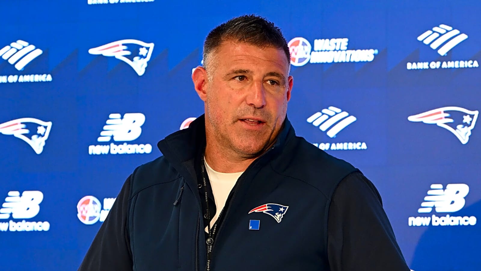 Mike Vrabel addresses Christian Gonzalez saga