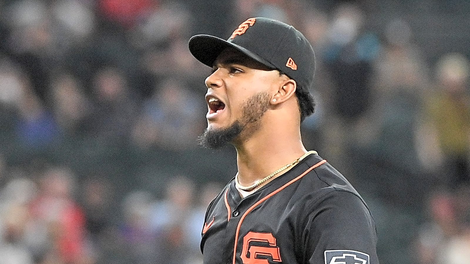 Yankees acquire former All-Star closer from Giants