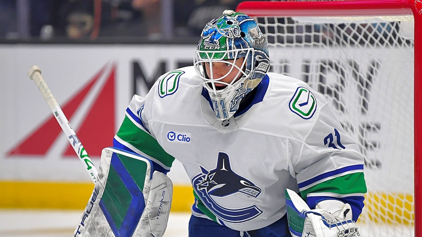 Penguins give up prospect, pick to acquire goaltender from Canucks