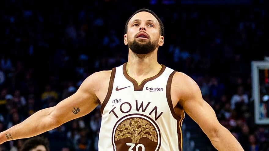 Golden State Warriors Dominate Charlotte Hornets