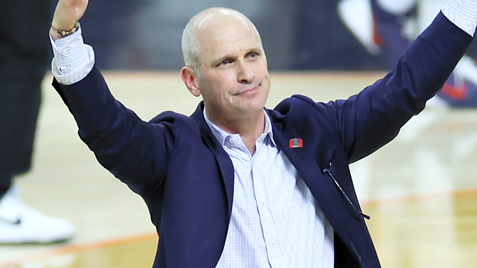 Dan Hurley mocks boos after UConn's Final Four win