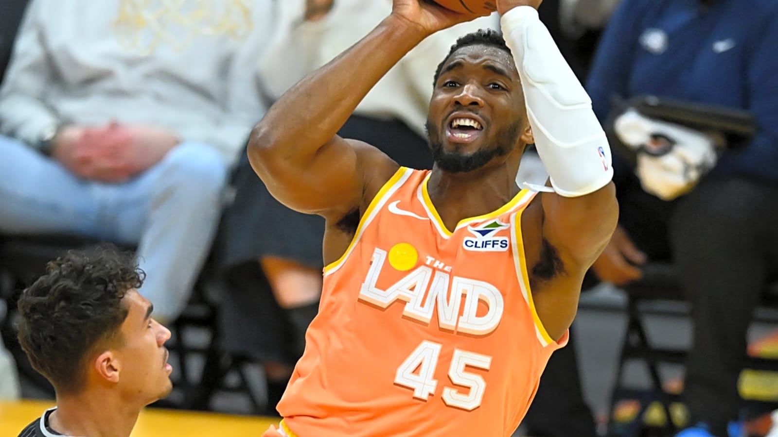 Donovan Mitchell leads Cavaliers over Magic with another big performance