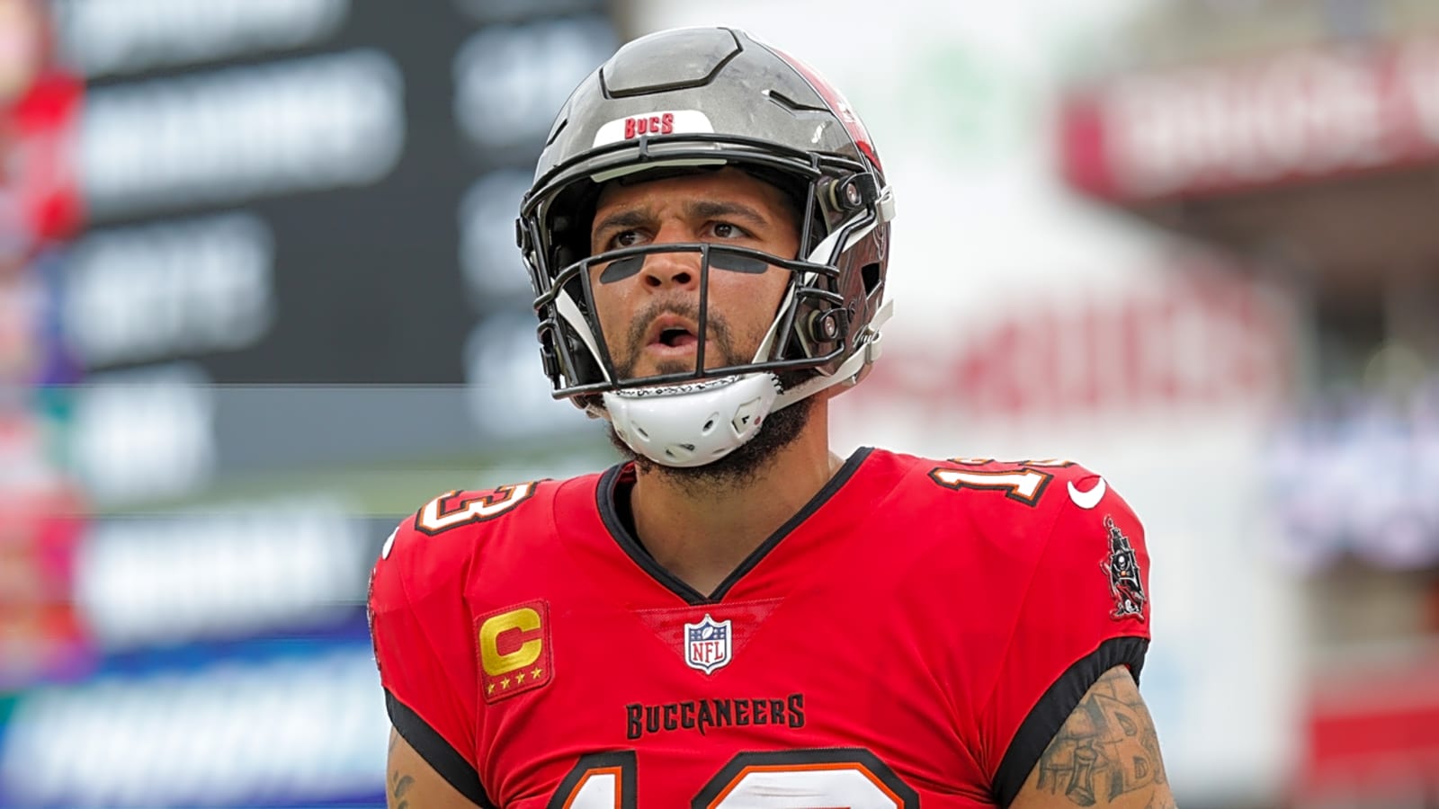 Buccaneers react to devastating Mike Evans injury news