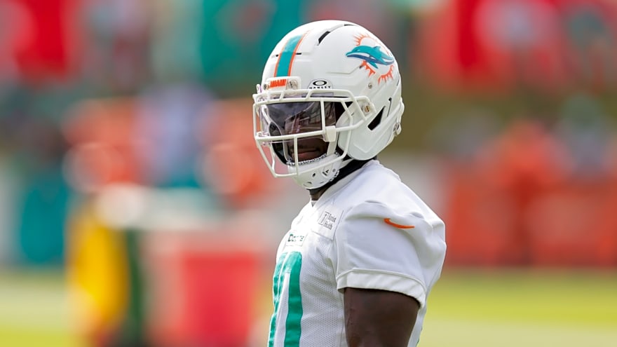 Tyreek Hill situation is complicated, Dolphins have firm stance