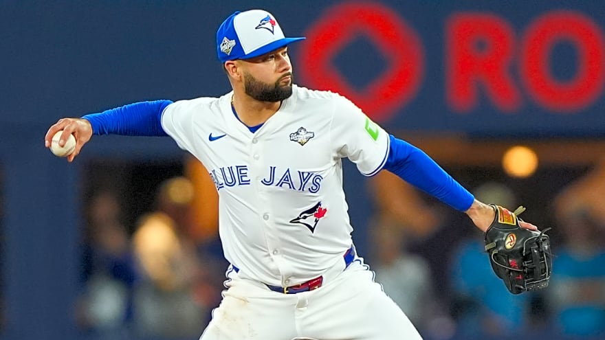 Red Sox find infield depth with addition of Isiah Kiner-Falefa
